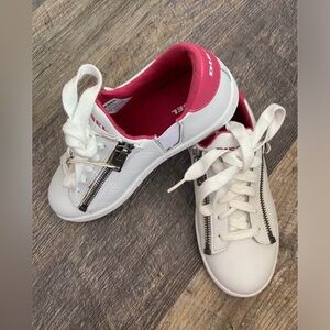 BRAND NEW in box!!!DIESEL Children’s SNEAKERS
